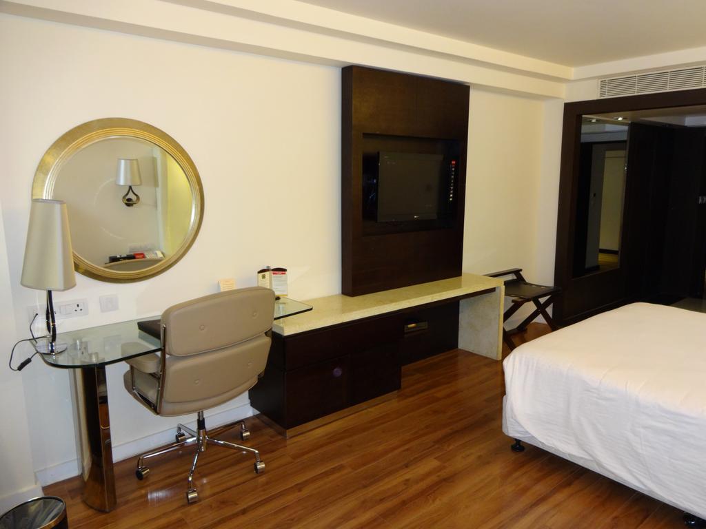 Savera Hotel Chennai Ruang foto